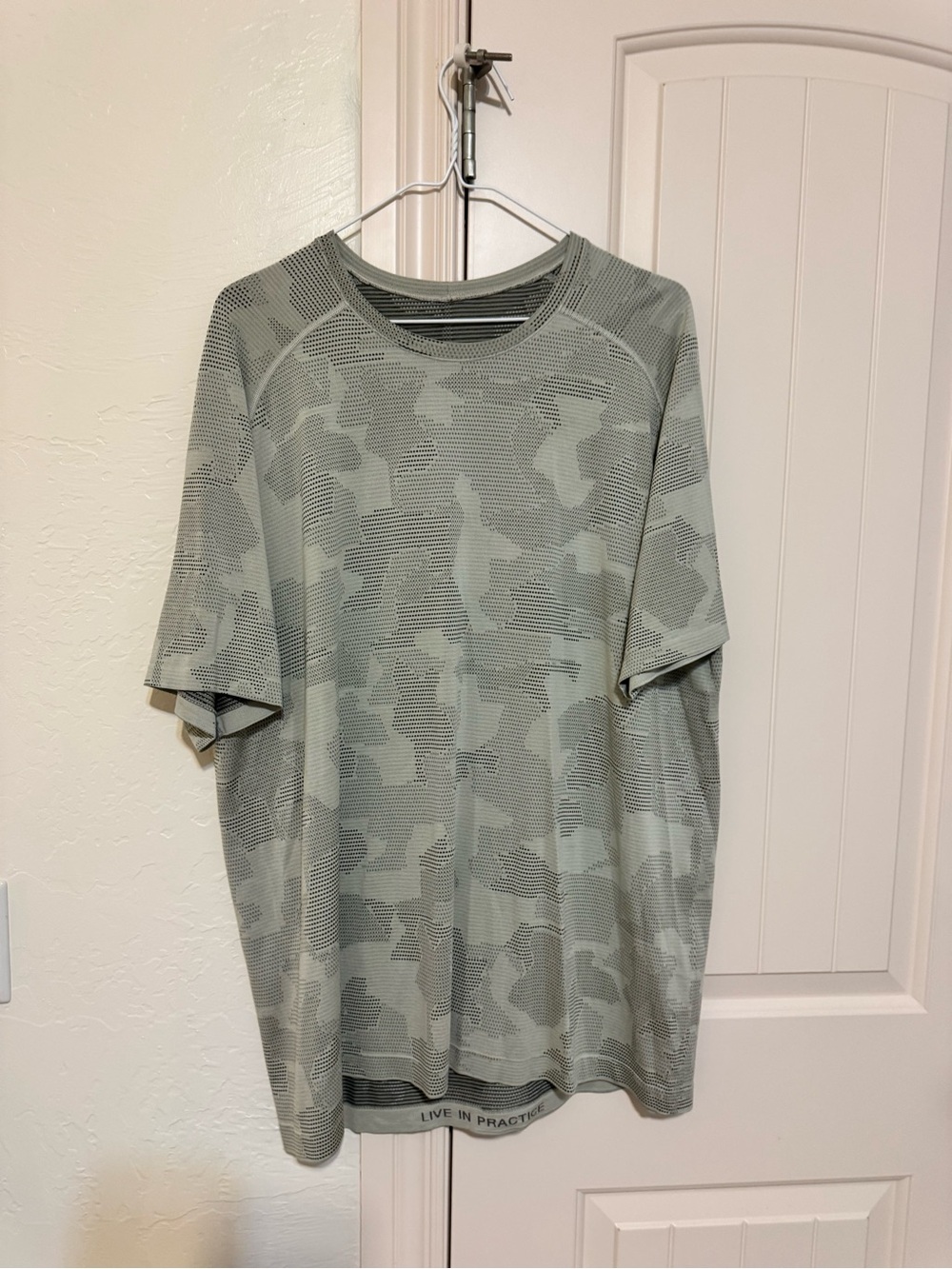 lululemon athletica Men's Short-Sleeve Camo Performance Tee - gray